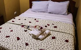 Hostal Spring II